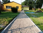 Budování nového chodníku v mateřské škole - červenec 2012